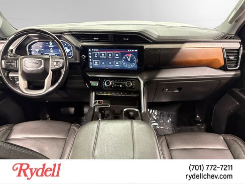 Used 2023 GMC Sierra 1500 Denali w/ Technology Package AWD/4WD image 12