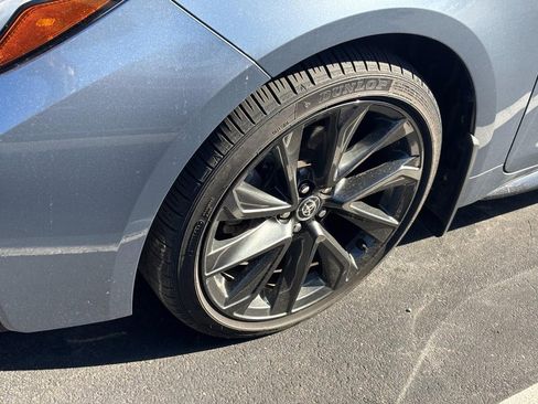 Used 2024 Toyota Corolla SE w/ SE Premium Package image 5