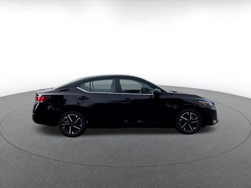 Used 2025 Nissan Sentra SV FWD image 12