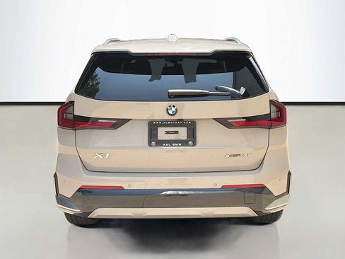 Certified 2026 BMW X1 xDrive28i AWD/4WD image 4