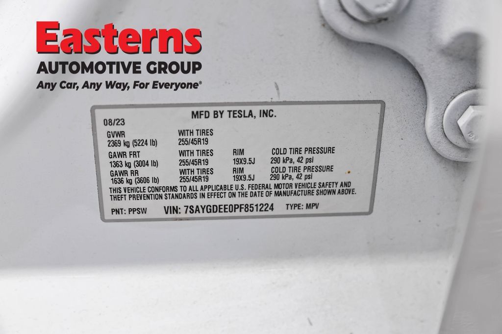 Used 2023 Tesla Model Y Long Range AWD/4WD image 31