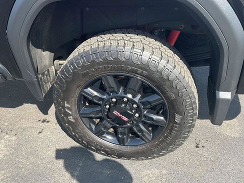 Used 2024 GMC Sierra 2500 AT4 w/ AT4 Premium Plus Package AWD/4WD image 34