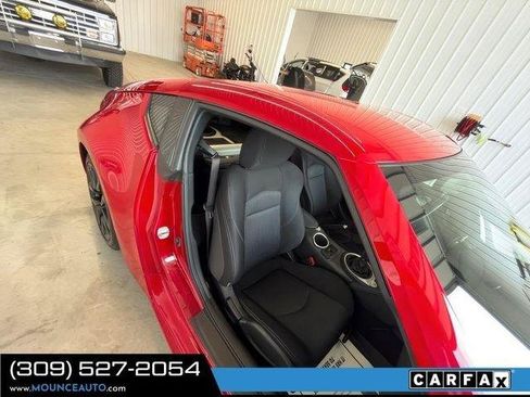 Used 2020 Nissan 370Z Coupe RWD image 7