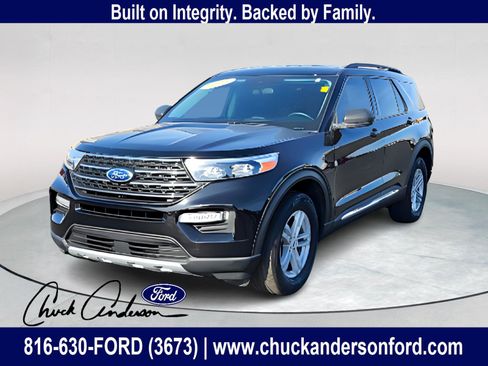 Used 2023 Ford Explorer XLT w/ Equipment Group 202A AWD/4WD image 1