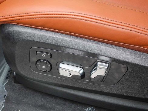 New 2026 BMW X5 M60i AWD/4WD image 28
