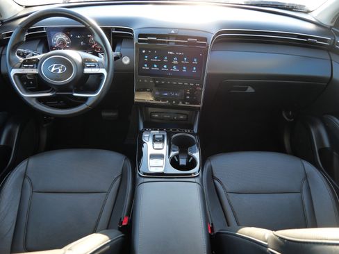 Certified 2024 Hyundai Tucson SEL w/ Convenience Package image 10