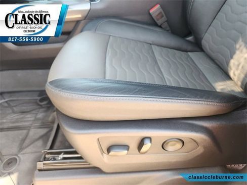 Used 2024 Chevrolet Silverado 1500 ZR2 w/ Technology Package image 24