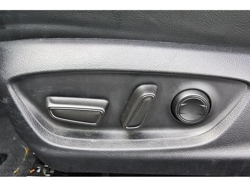 Used 2023 Toyota Camry SE FWD image 32