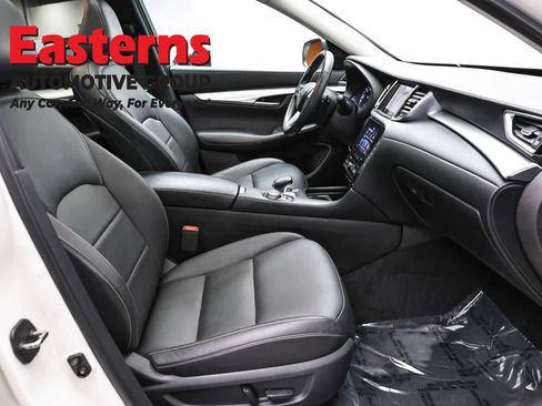 Used 2020 INFINITI QX50 Luxe w/ Navigation Package AWD/4WD image 24