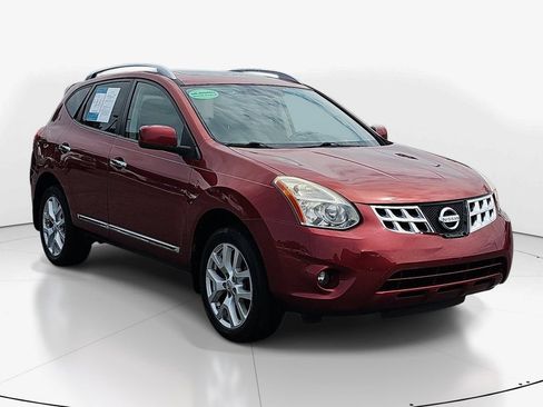 Used 2011 Nissan Rogue SV w/ SL Pkg FWD image 3