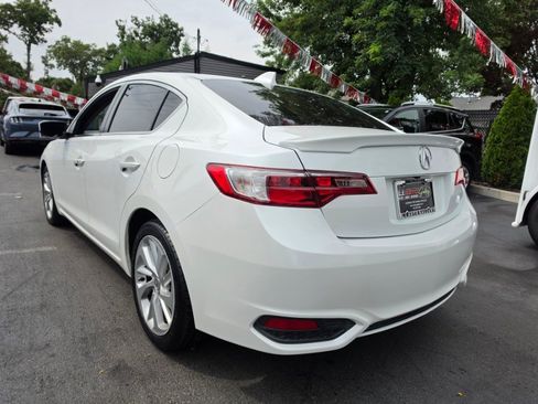 Used 2016 Acura ILX FWD image 2