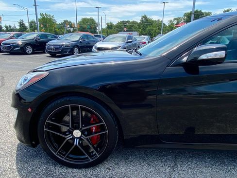 Used 2015 Hyundai Genesis 3.8 RWD image 12