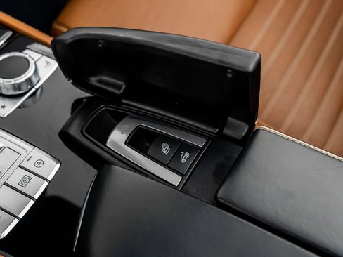 Used 2018 Mercedes-Benz SL 550 SL 550 image 34