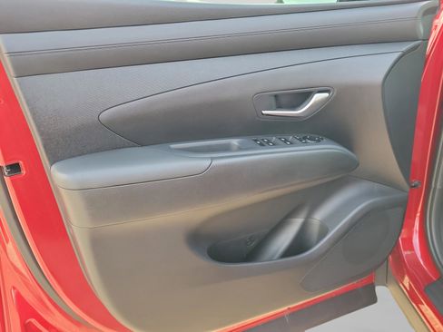 Used 2025 Hyundai Tucson SEL FWD image 96