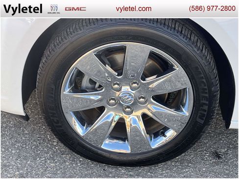Used 2010 Buick LaCrosse CXL w/ Luxury Package image 7