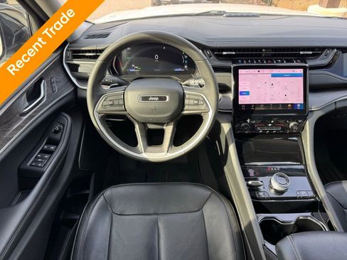 Used 2022 Jeep Grand Cherokee Limited 4xe image 2