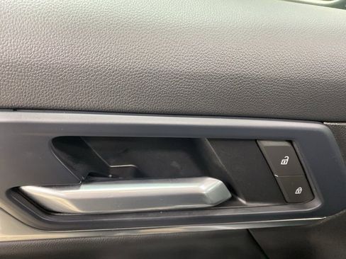 Used 2025 GMC Terrain Elevation image 23