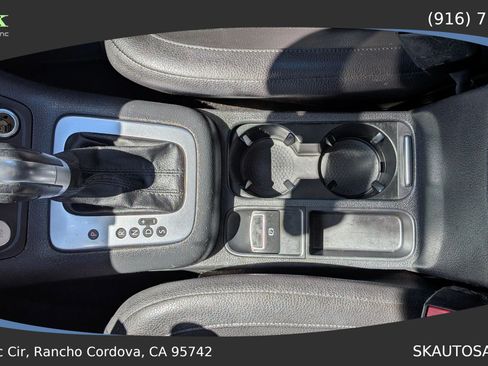 Used 2014 Volkswagen Tiguan S FWD image 21