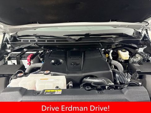 Certified 2025 Toyota Tundra SR5 w/ SR5 Convenience Package AWD/4WD image 30