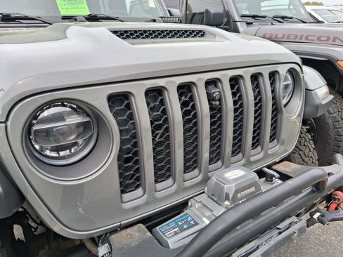 Used 2021 Jeep Gladiator Mojave AWD/4WD image 5