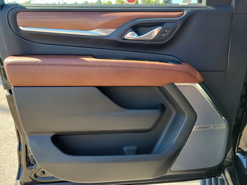 Used 2024 GMC Yukon Denali Ultimate image 29