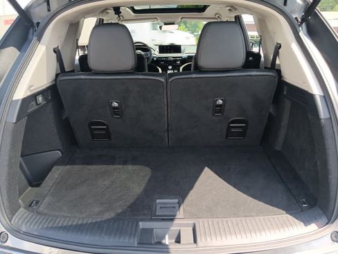 Used 2023 Acura MDX SH-AWD image 20