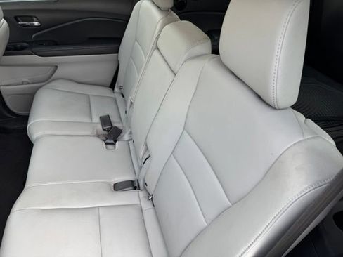Used 2019 Honda Pilot EX-L image 9
