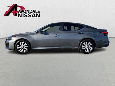 Certified 2025 Nissan Altima 2.5 S image 3