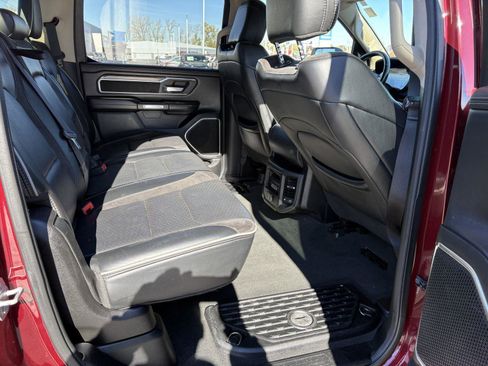 Used 2019 RAM 1500 Laramie image 11