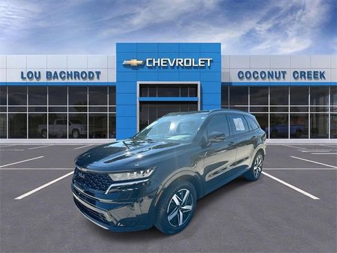 Used 2023 Kia Sorento S image 4