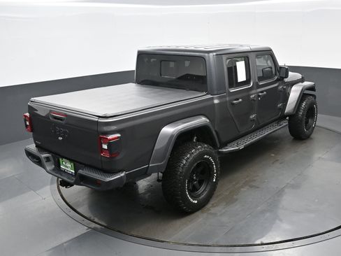 Used 2021 Jeep Gladiator Sport image 35