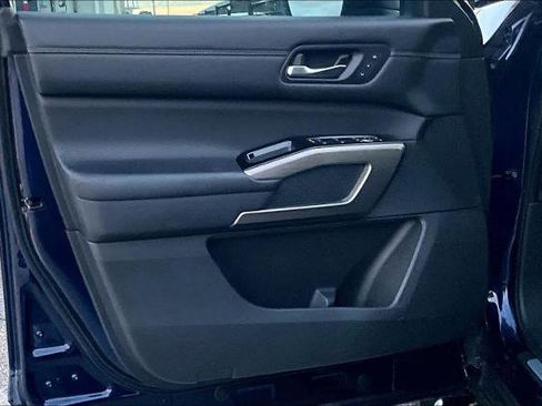 Certified 2023 Nissan Pathfinder Platinum w/ Cargo Package image 20