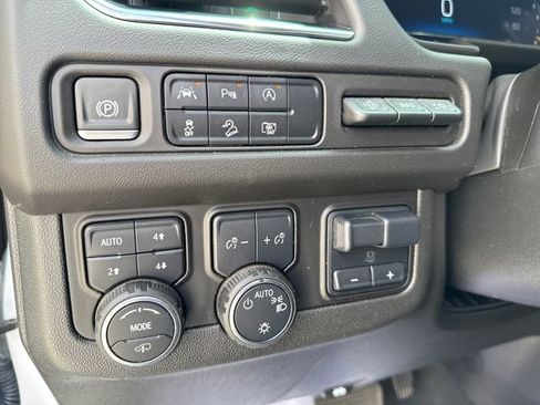 Used 2024 Chevrolet Tahoe High Country w/ LPO, Illumination Package AWD/4WD image 34