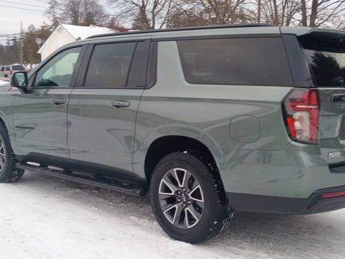 Used 2023 Chevrolet Suburban Z71 w/ Luxury Package image 5