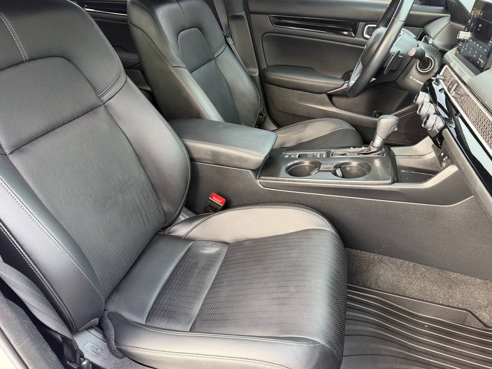 Used 2025 Honda Civic Sport image 13