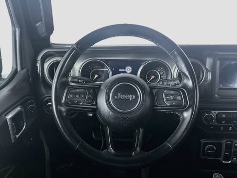 Used 2021 Jeep Wrangler Unlimited Sport AWD/4WD image 17