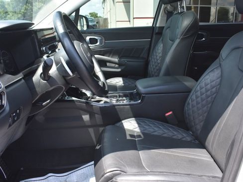Used 2022 Kia Sorento SX Prestige AWD/4WD image 14