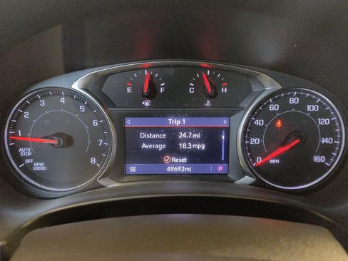 Used 2022 GMC Terrain SLT w/ Infotainment Package II FWD image 23