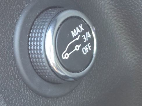 Used 2019 Cadillac XT4 Sport image 26