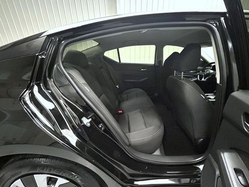 Used 2022 Nissan Altima 2.5 S w/ Driver Assist Package image 18