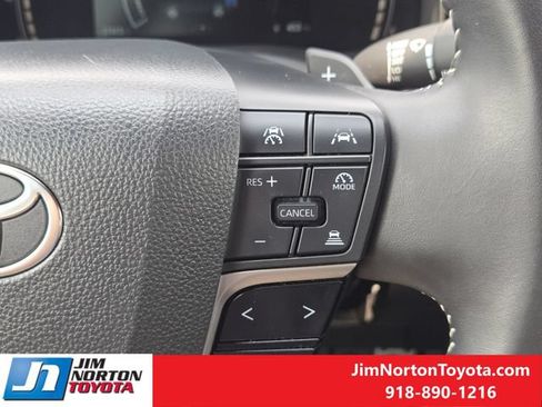 Used 2025 Toyota Camry SE w/ Multimedia Upgrade Package AWD/4WD image 31