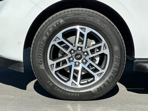 New 2025 Ford Expedition Max Active image 27