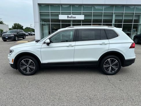 Used 2018 Volkswagen Tiguan SEL AWD/4WD image 4