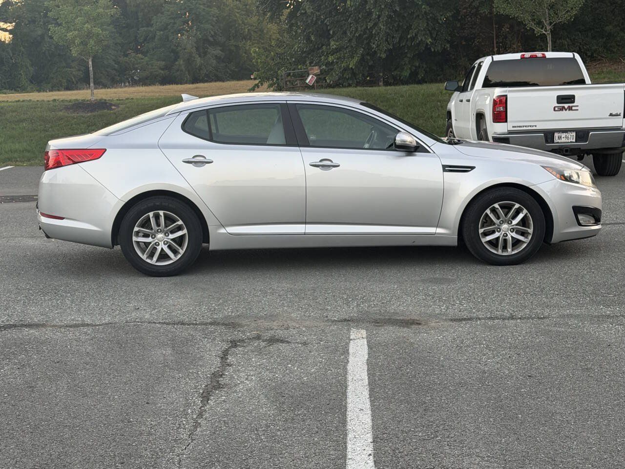 Used 2013 Kia Optima LX w/ Convenience Plus Pkg FWD image 3