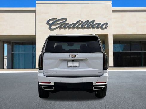New 2026 Cadillac Escalade ESV 4WD image 4