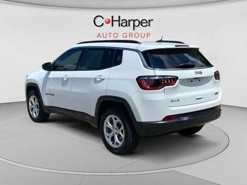 Used 2024 Jeep Compass Latitude AWD/4WD image 5