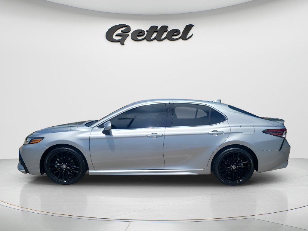 Used 2023 Toyota Camry XSE FWD image 8