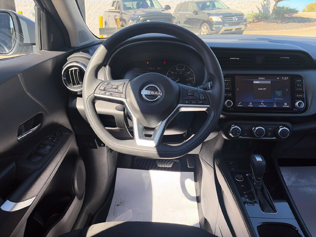 Used 2024 Nissan Kicks SV w/ Exterior Package FWD image 14