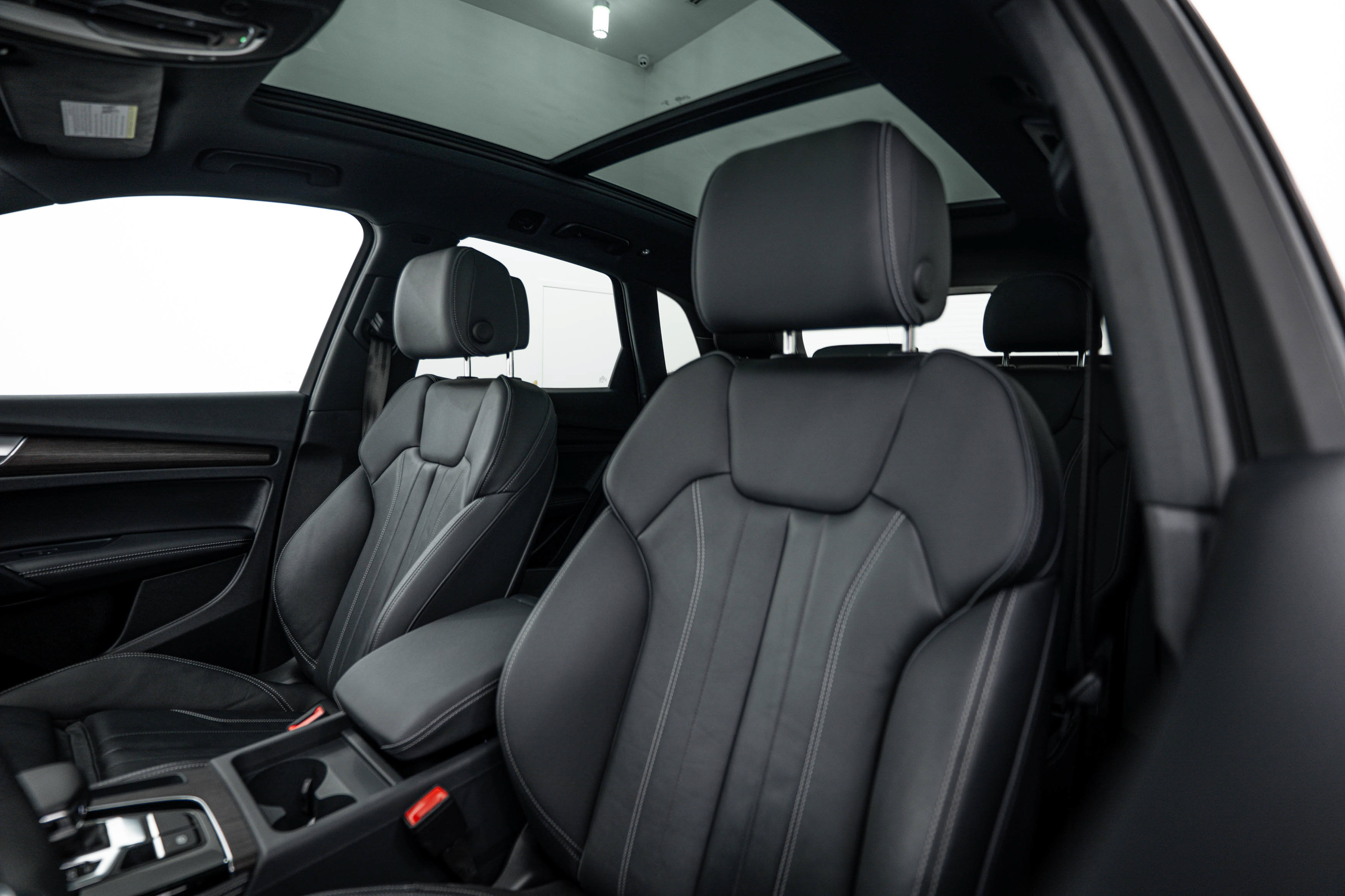 Certified 2024 Audi Q5 e Premium Plus AWD/4WD image 17