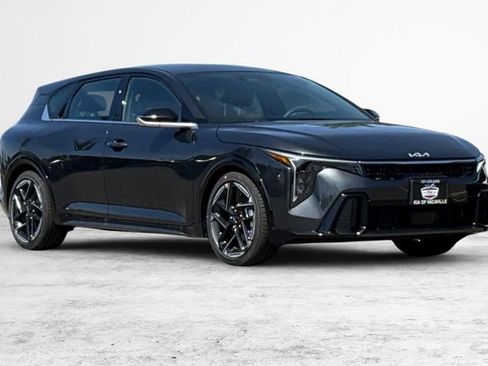 New 2026 Kia K4 GT-Line Turbo FWD image 2